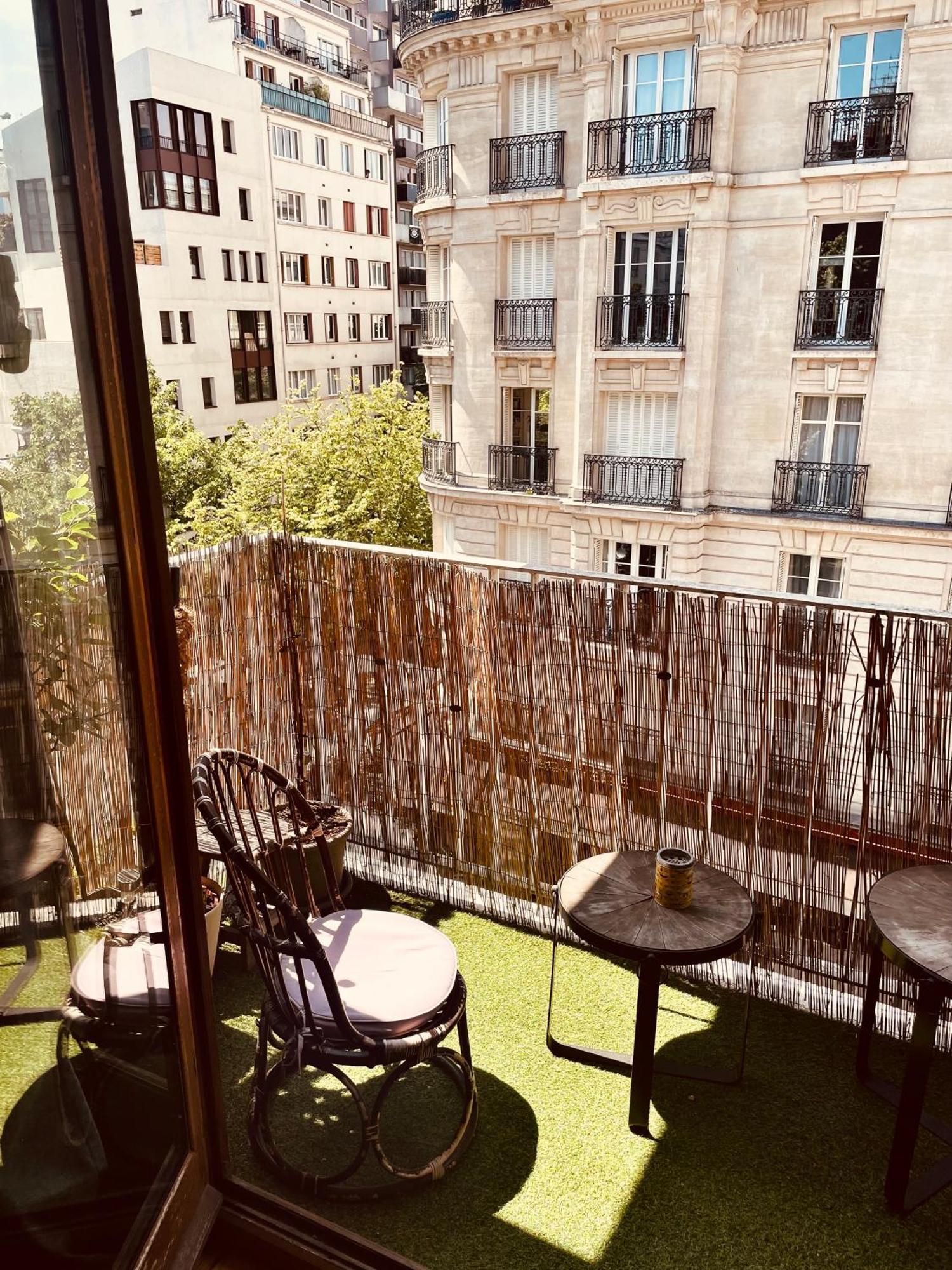 Jolie 2 Pieces Avec Balcon Paris 15 Eme Apartment Ngoại thất bức ảnh